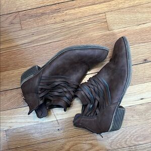Brown Suede Ankle Booties with Fringe 8.5 women’s